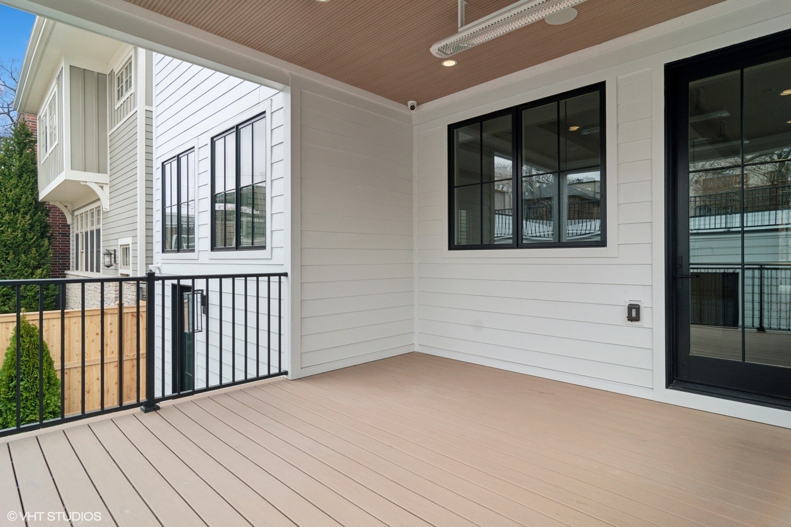 2163 W Windsor Avenue, Chicago, IL 60625 2163 W Windsor Avenue, Chicago, IL 60625