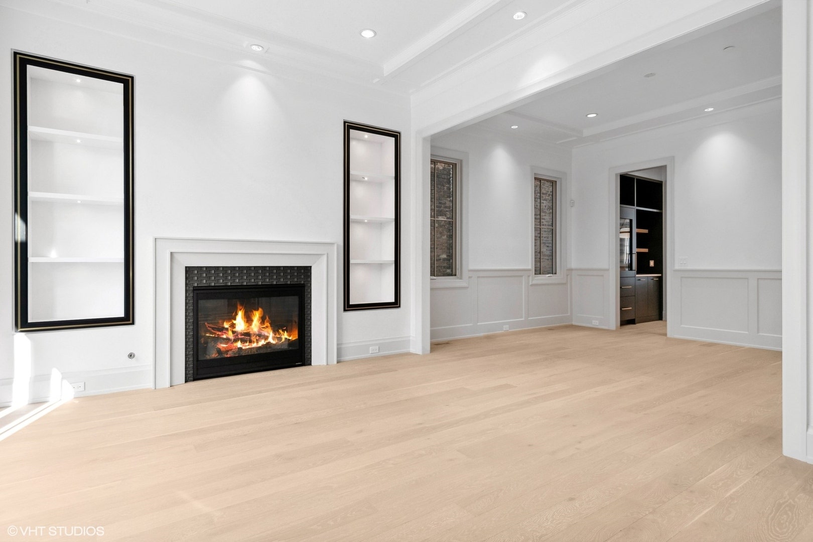 2163 W Windsor Avenue, Chicago, IL 60625 2163 W Windsor Avenue, Chicago, IL 60625