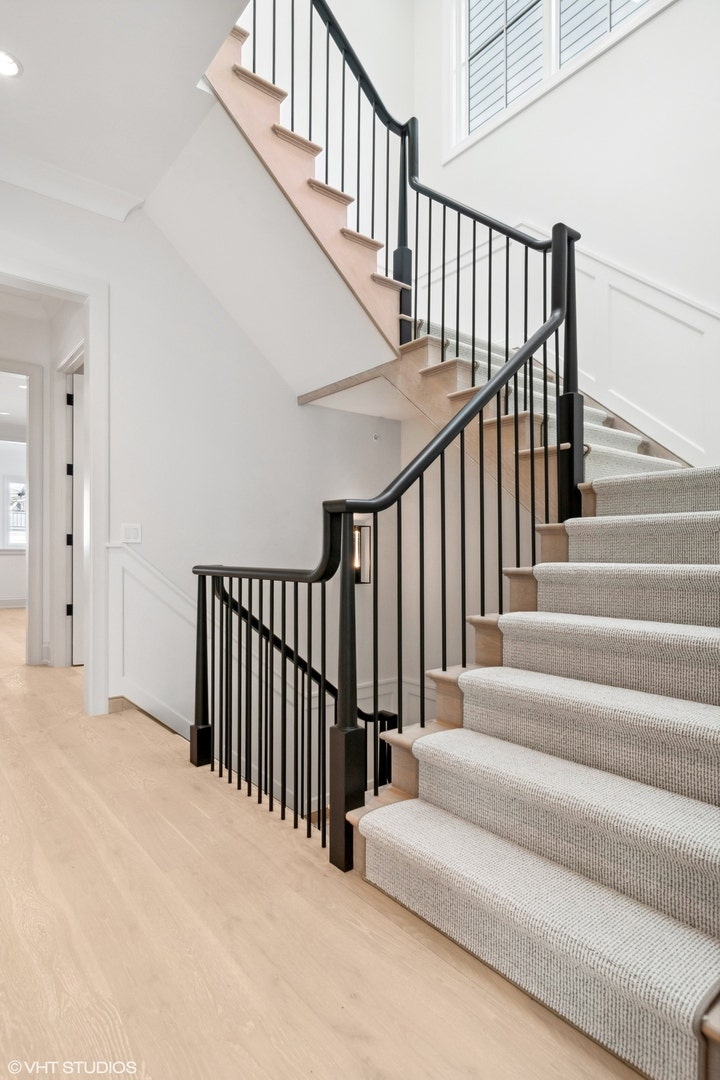 2163 W Windsor Avenue, Chicago, IL 60625 2163 W Windsor Avenue, Chicago, IL 60625