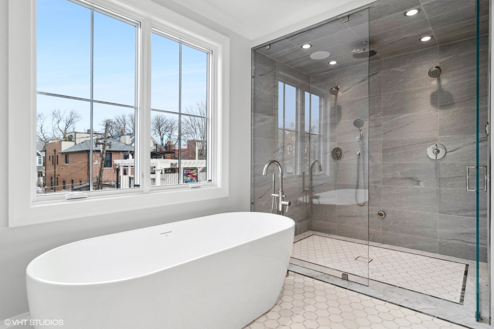 2163 W Windsor Avenue, Chicago, IL 60625 2163 W Windsor Avenue, Chicago, IL 60625