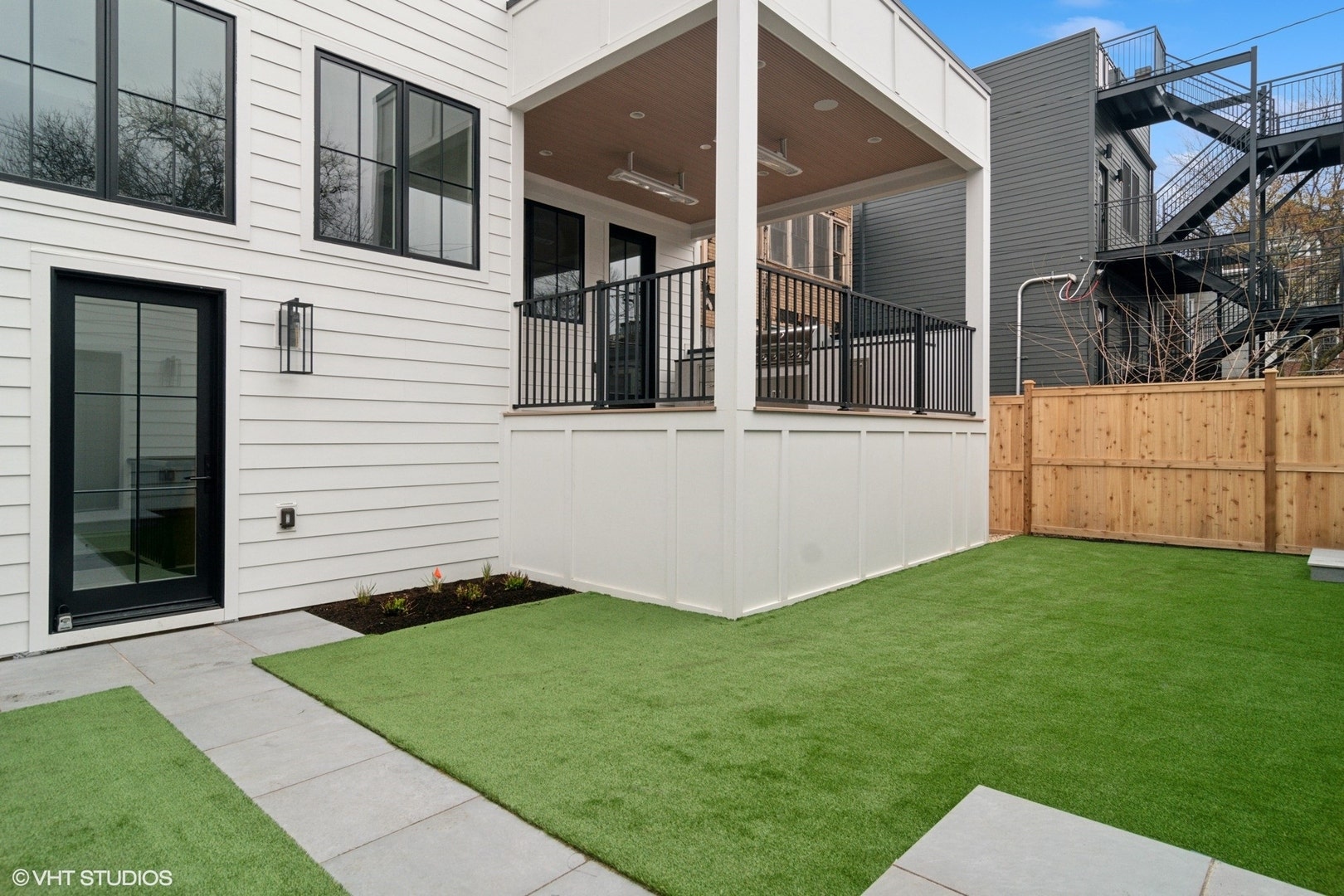 2163 W Windsor Avenue, Chicago, IL 60625 2163 W Windsor Avenue, Chicago, IL 60625