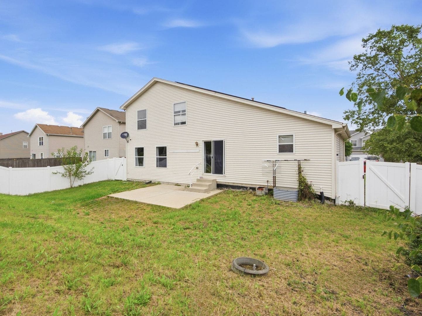 1301 Idabright Drive, Plainfield, IL 60586 1301 Idabright Drive, Plainfield, IL 60586