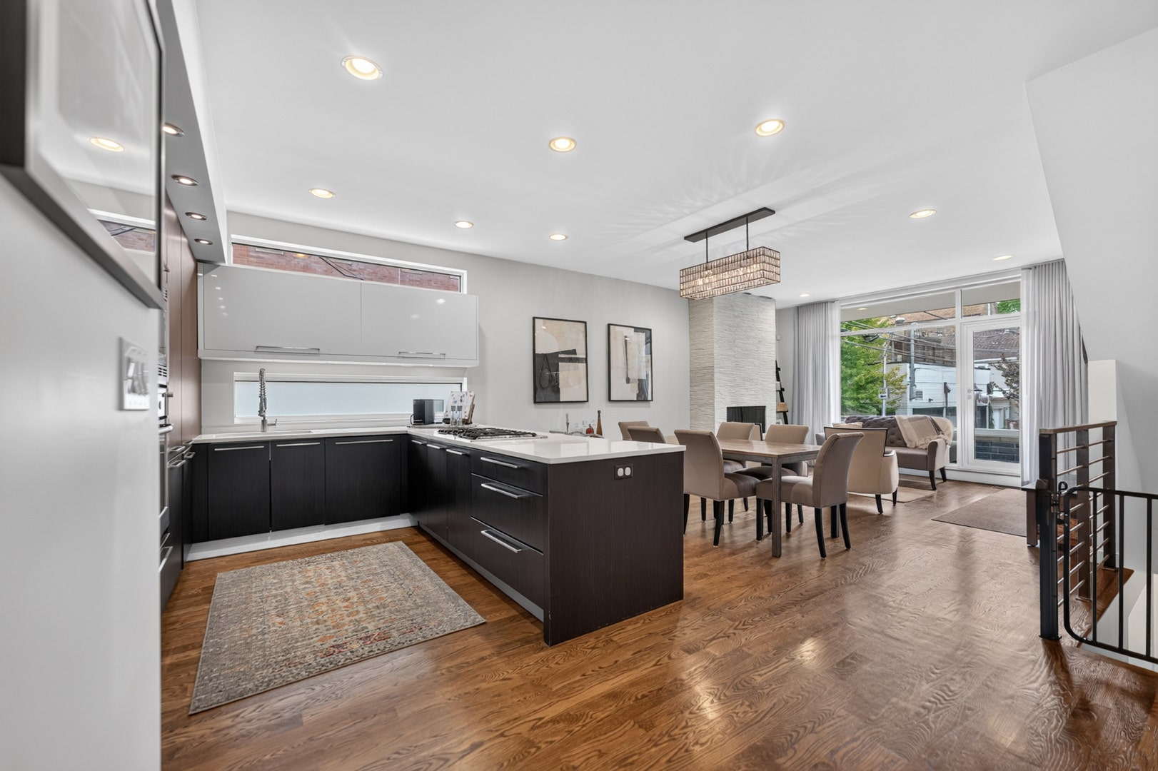 2012 W Shakespeare Avenue, #1, Chicago, IL 60647 2012 W Shakespeare Avenue, #1, Chicago, IL 60647
