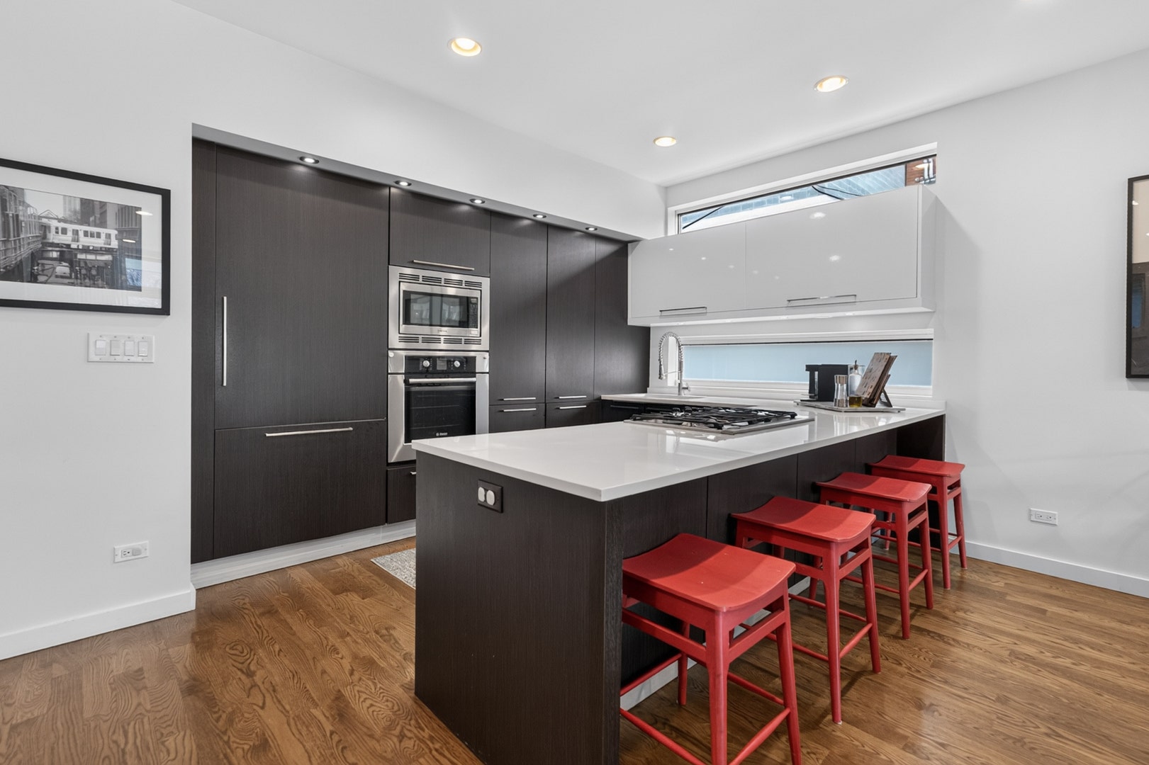 2012 W Shakespeare Avenue, #1, Chicago, IL 60647 2012 W Shakespeare Avenue, #1, Chicago, IL 60647