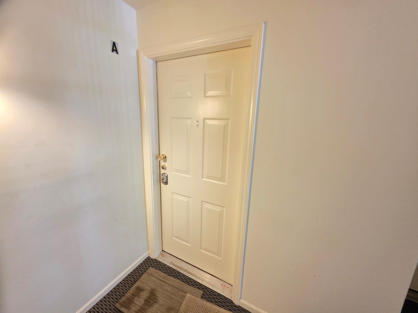 356 Woodview Circle, #A, Elgin, IL 60120