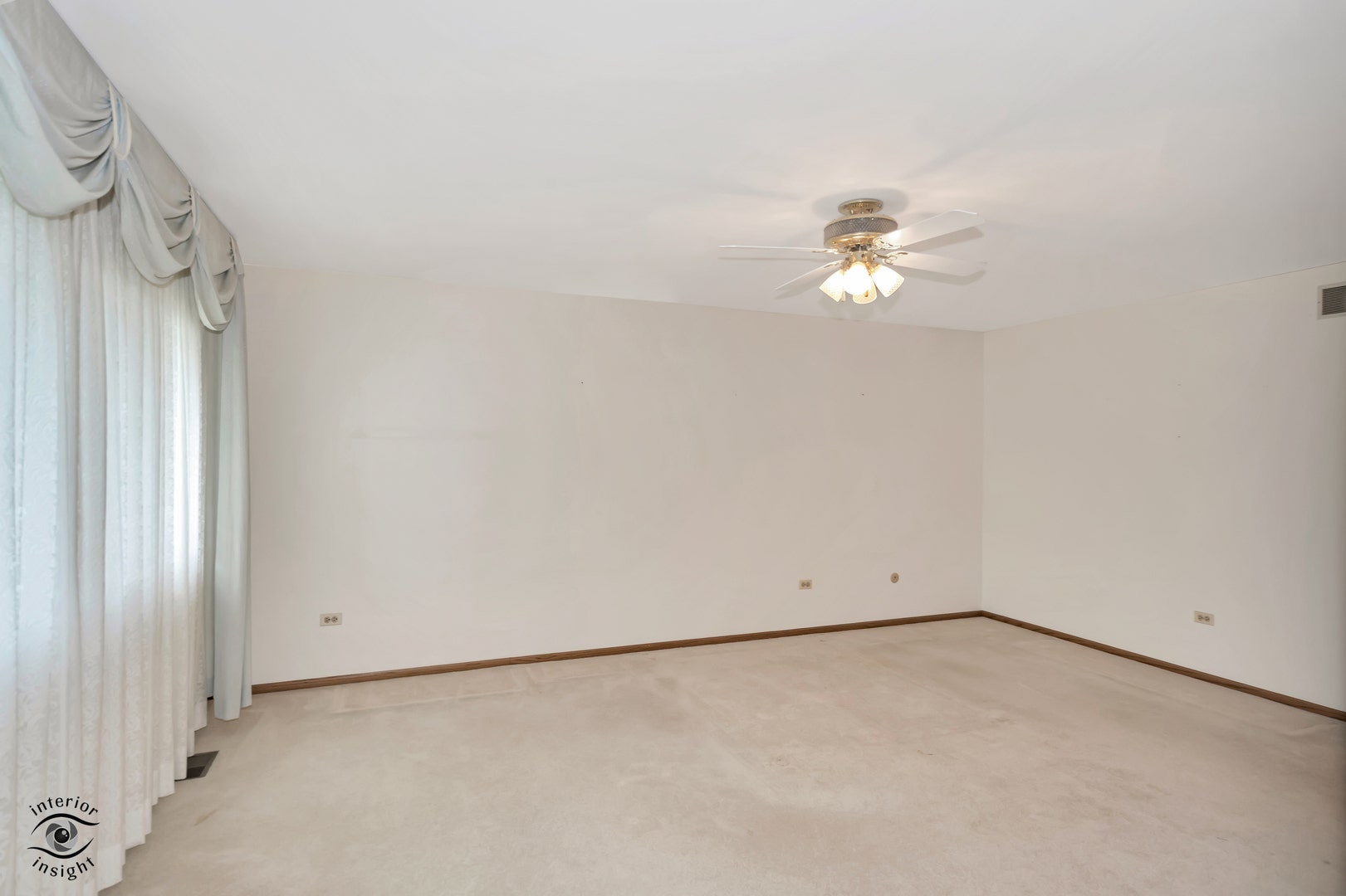 15718 Chapel Hill Road, Orland Park, IL 60462