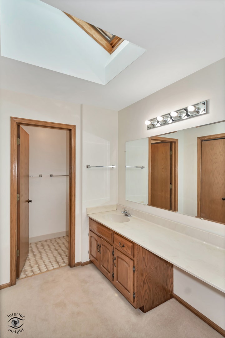 15718 Chapel Hill Road, Orland Park, IL 60462