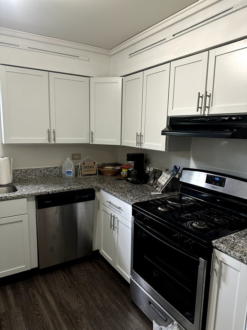 18017 Sayre Avenue, Tinley Park, IL 60477