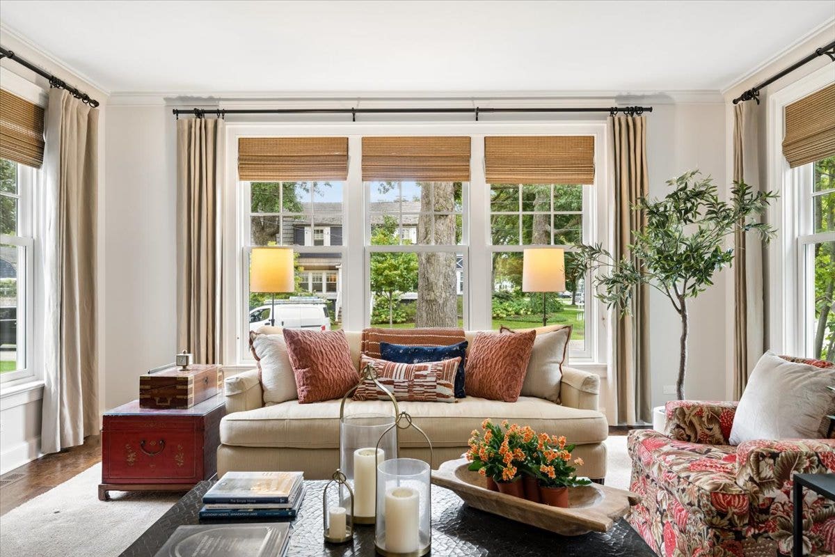 252 Myrtle Street, Winnetka, IL 60093 252 Myrtle Street, Winnetka, IL 60093