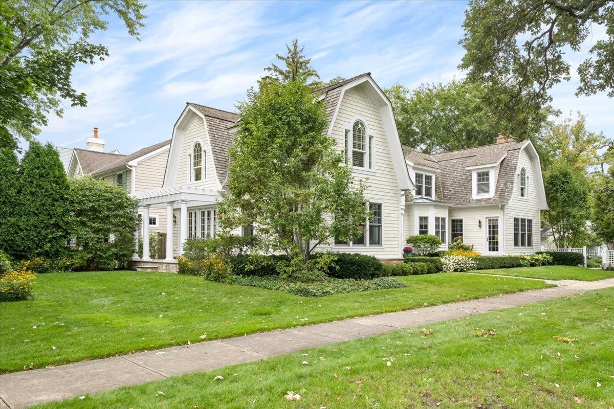 252 Myrtle Street, Winnetka, IL 60093 252 Myrtle Street, Winnetka, IL 60093
