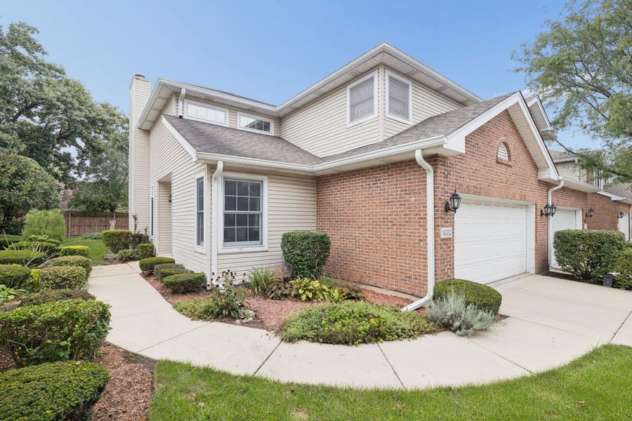 Property photo for 14552 Club Circle Drive, Oak Forest, IL