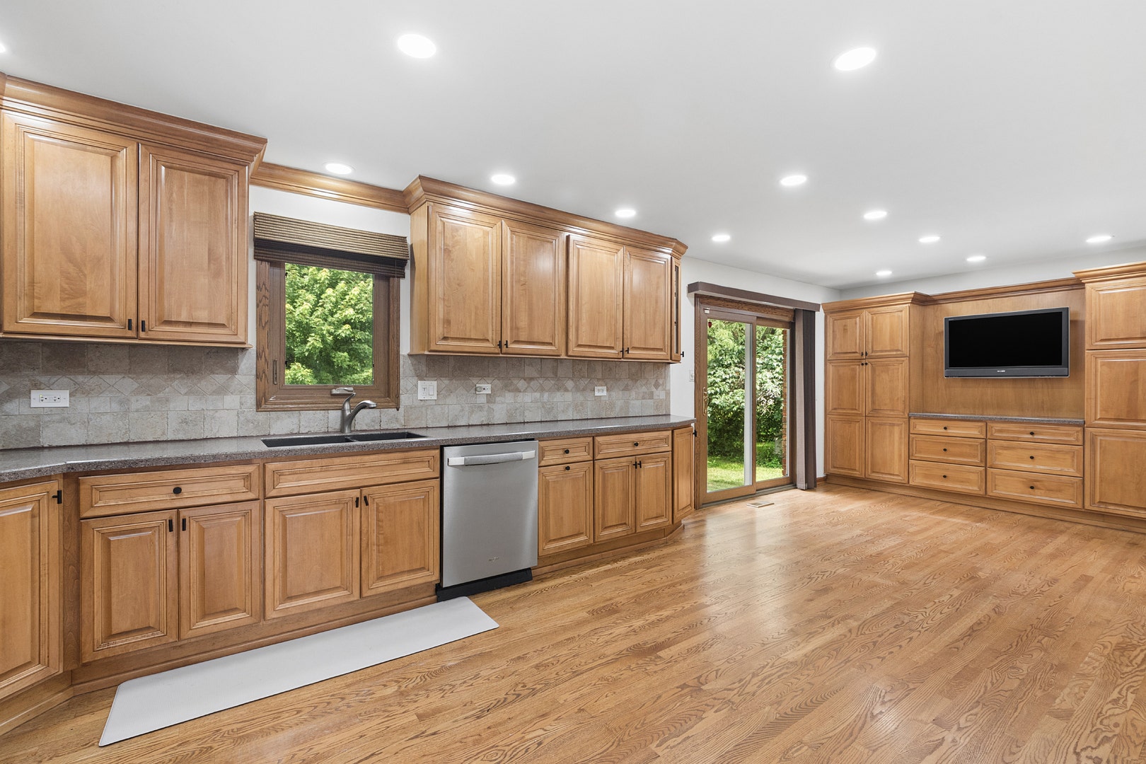 15208 Royal Foxhunt Road, Orland Park, IL 60462