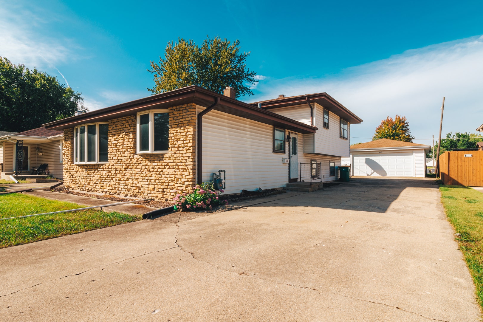 2307 Douglas Street, Joliet, IL 60435 2307 Douglas Street, Joliet, IL 60435