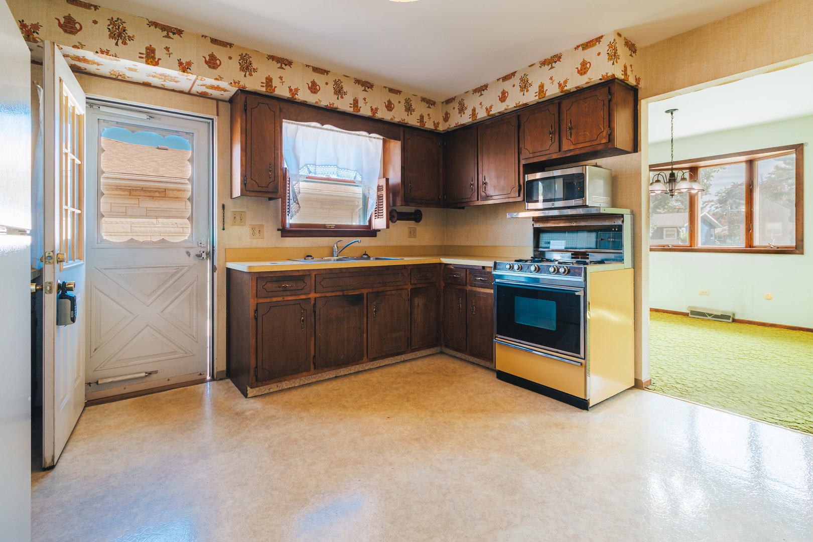 2307 Douglas Street, Joliet, IL 60435 2307 Douglas Street, Joliet, IL 60435