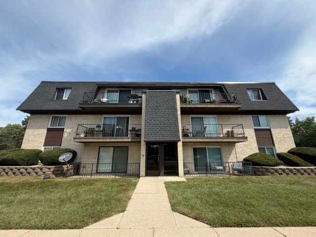 Property photo for 11127 S 84th Avenue, #1-A, Palos Hills, IL