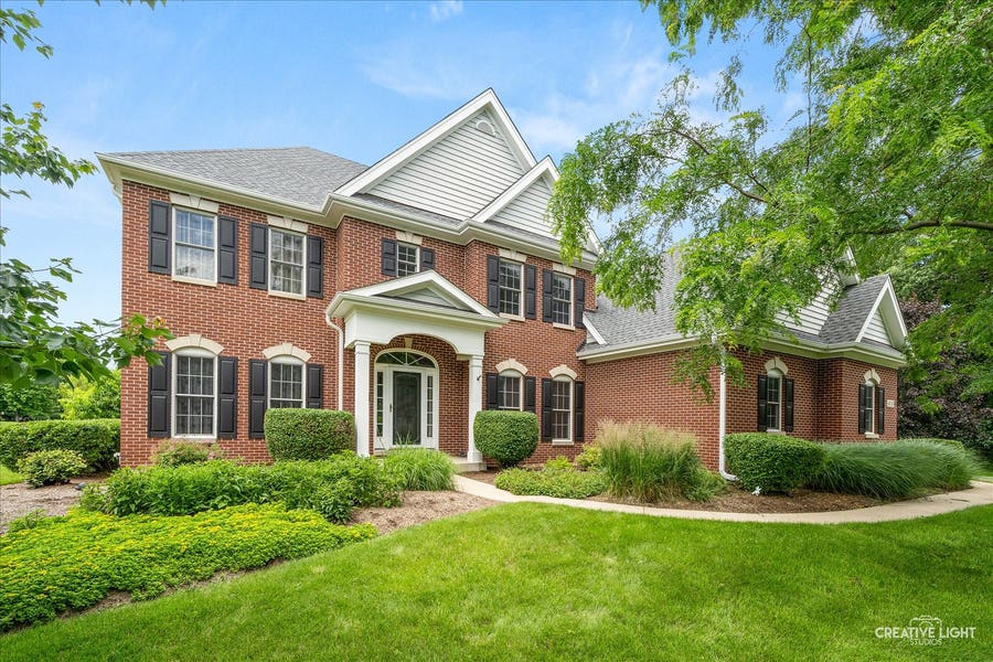 Property photo for 40W850 Stonecrest Drive, Elgin, IL