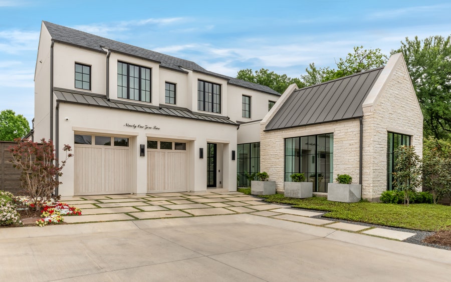 Property photo for 9102 Bluff Hollow, Dallas, TX