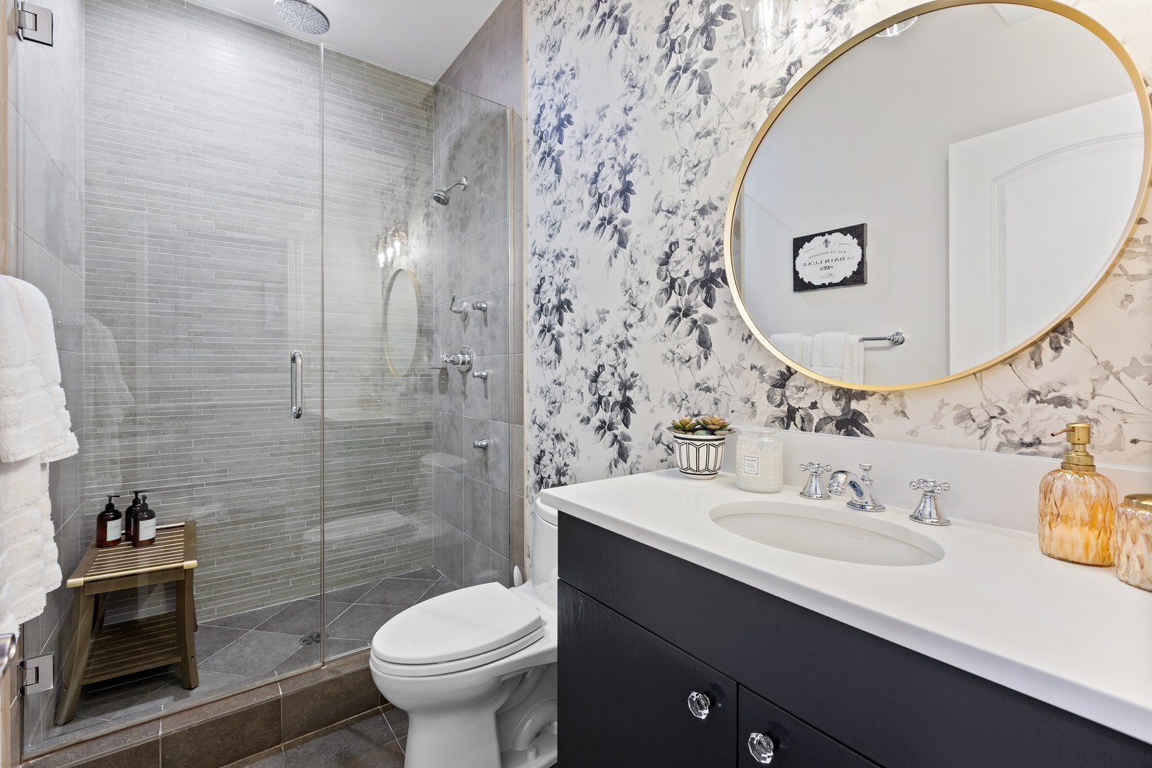 3921 N Greenview Avenue, #1, Chicago, IL 60613