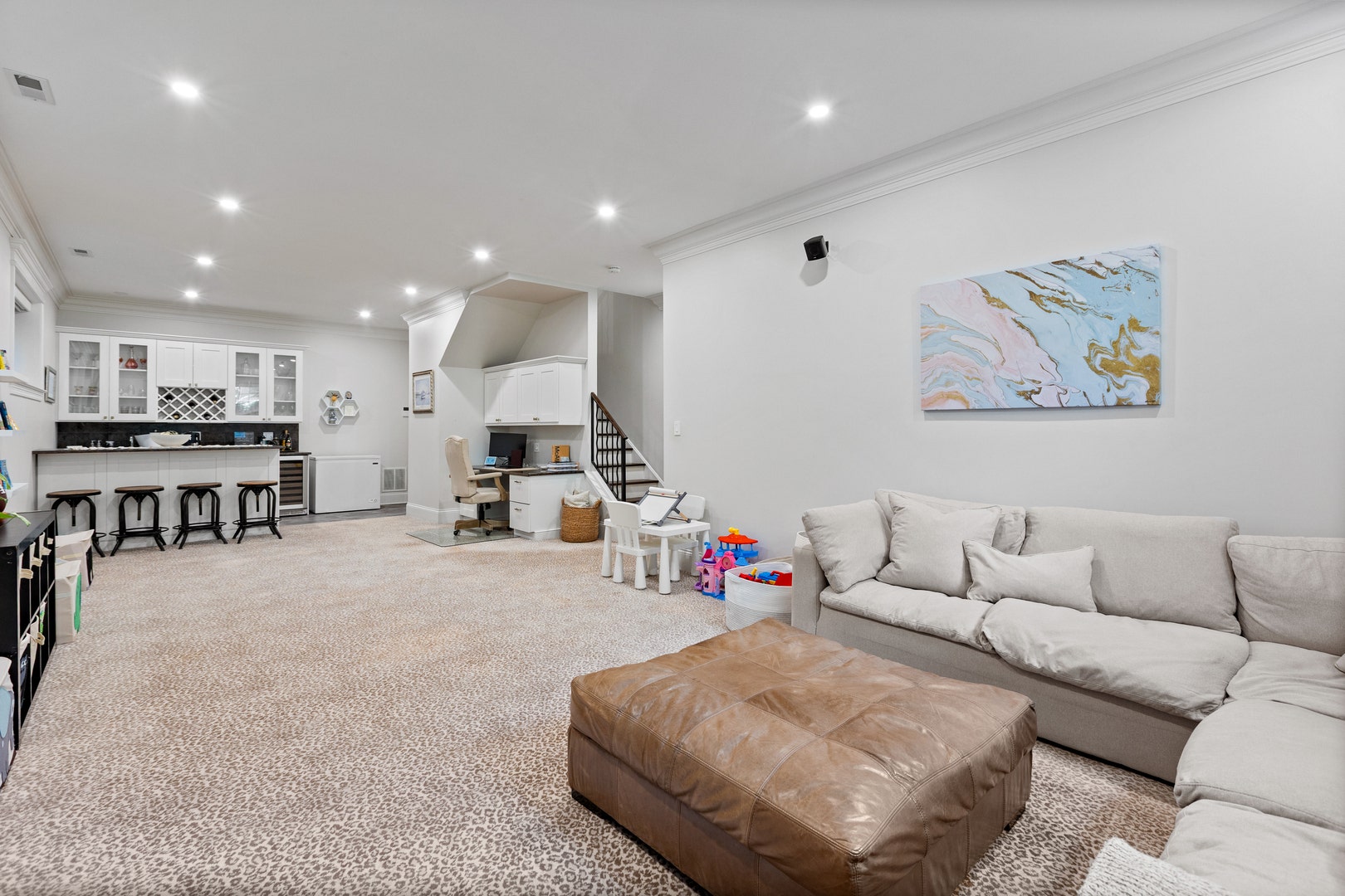 3921 N Greenview Avenue, #1, Chicago, IL 60613