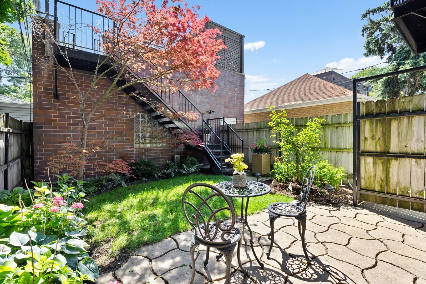 3921 N Greenview Avenue, #1, Chicago, IL 60613