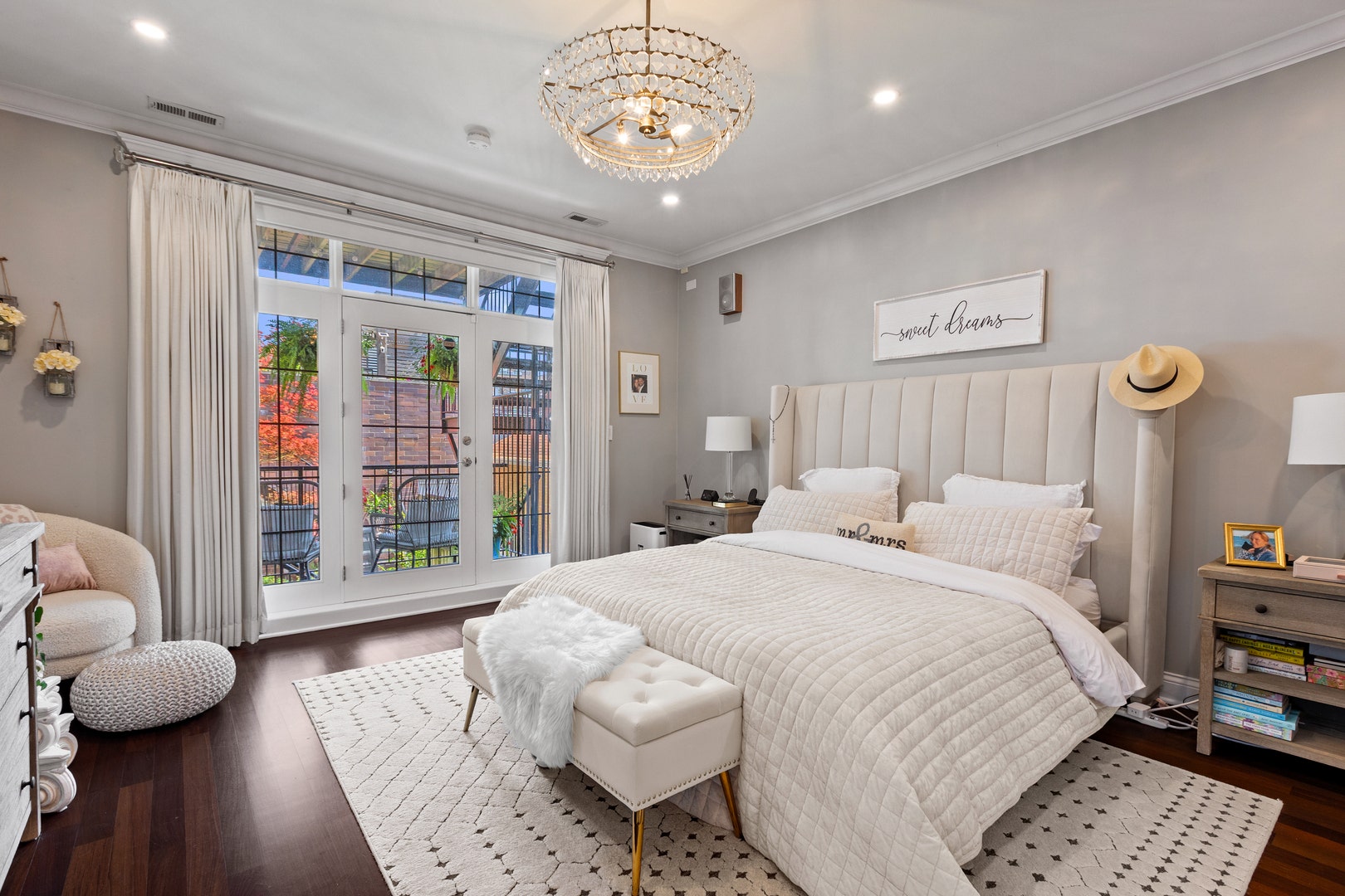 3921 N Greenview Avenue, #1, Chicago, IL 60613