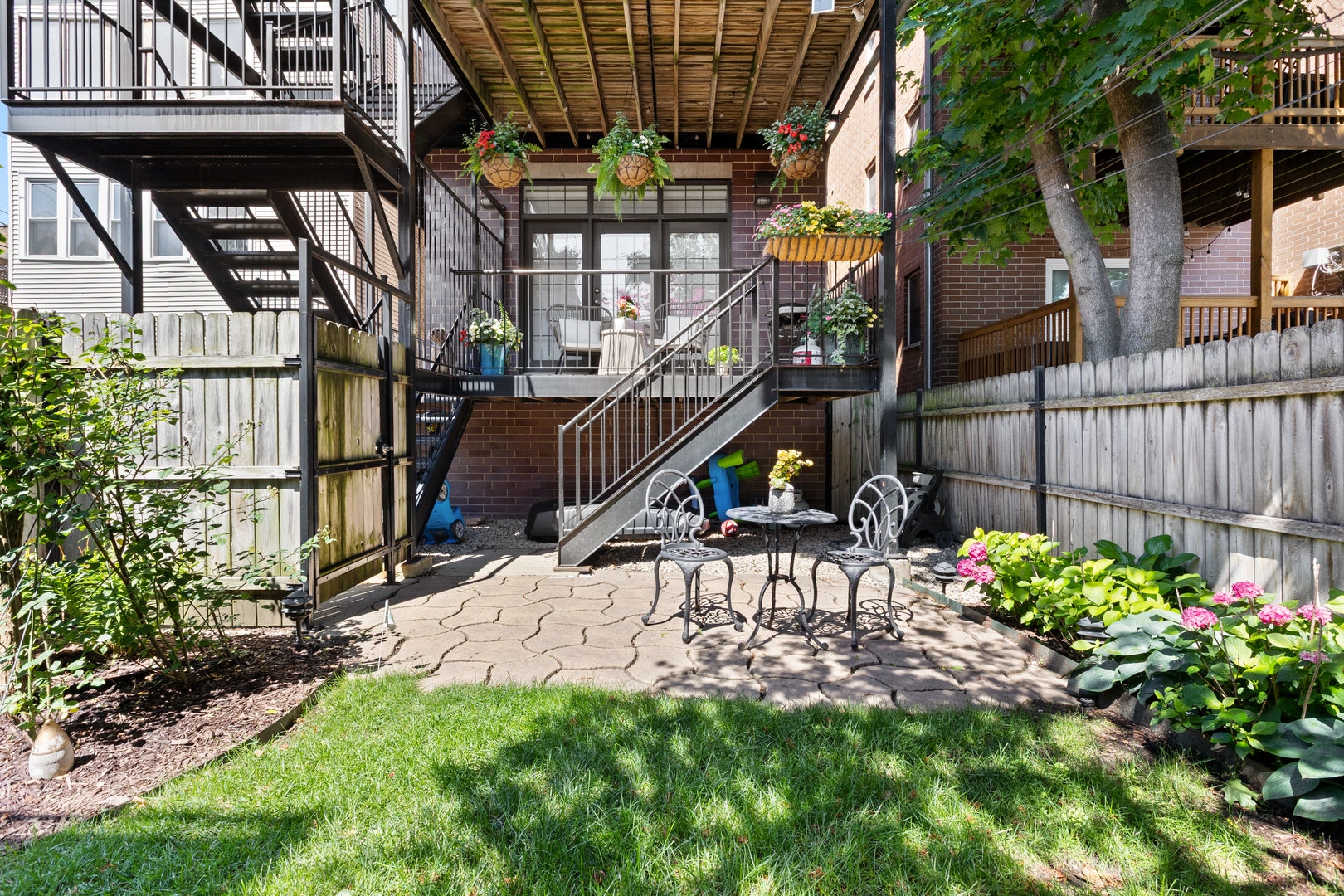 3921 N Greenview Avenue, #1, Chicago, IL 60613
