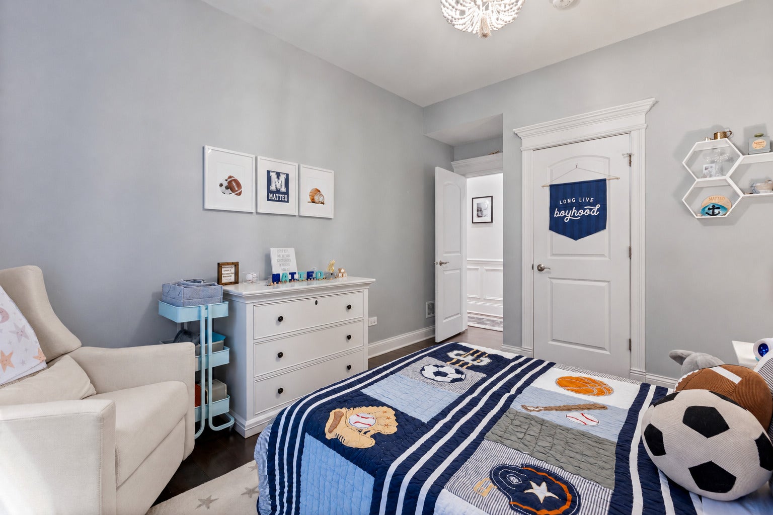 3921 N Greenview Avenue, #1, Chicago, IL 60613