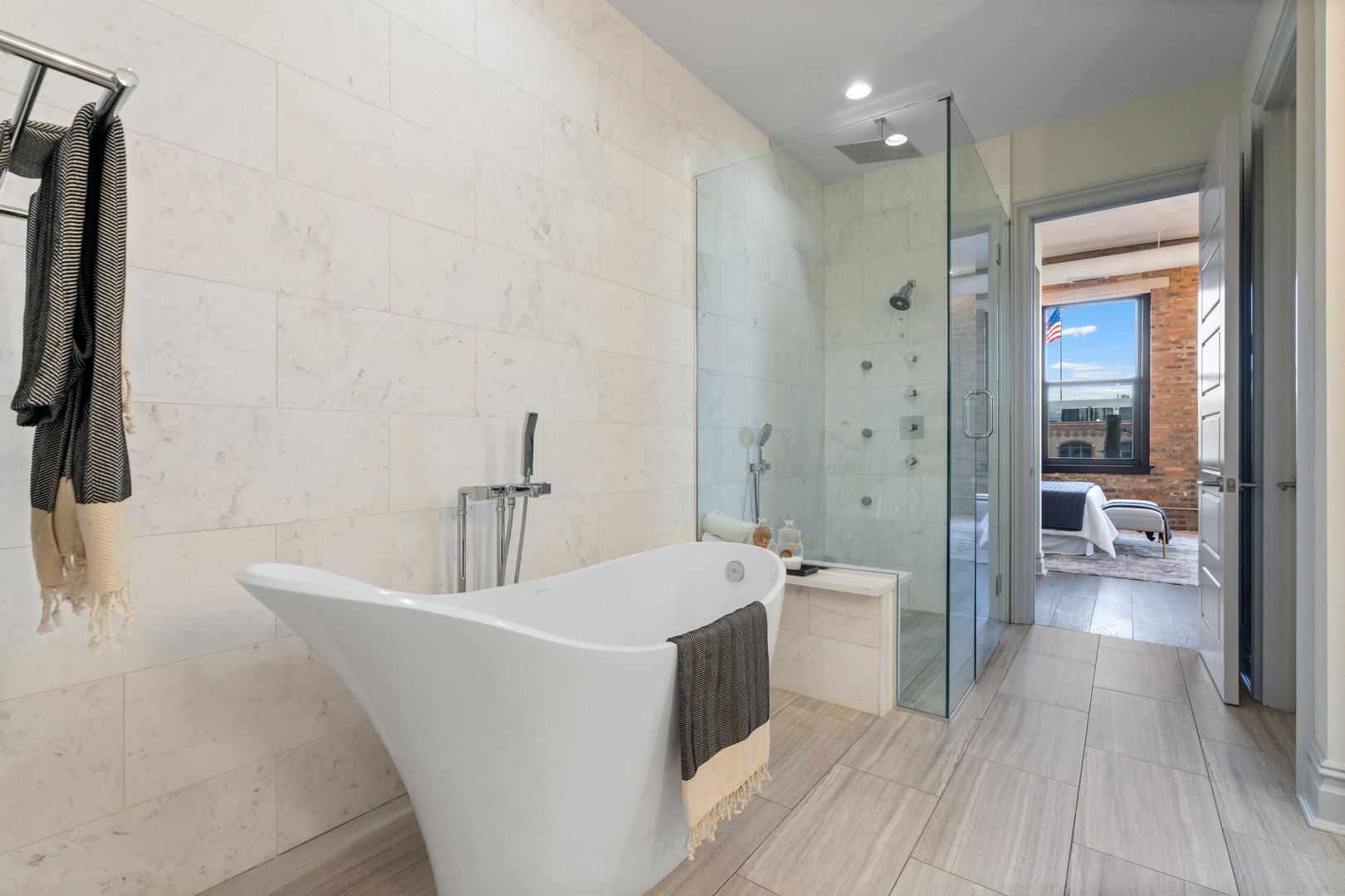 401 N Aberdeen Street, #4N, Chicago, IL 60642 401 N Aberdeen Street, #4N, Chicago, IL 60642