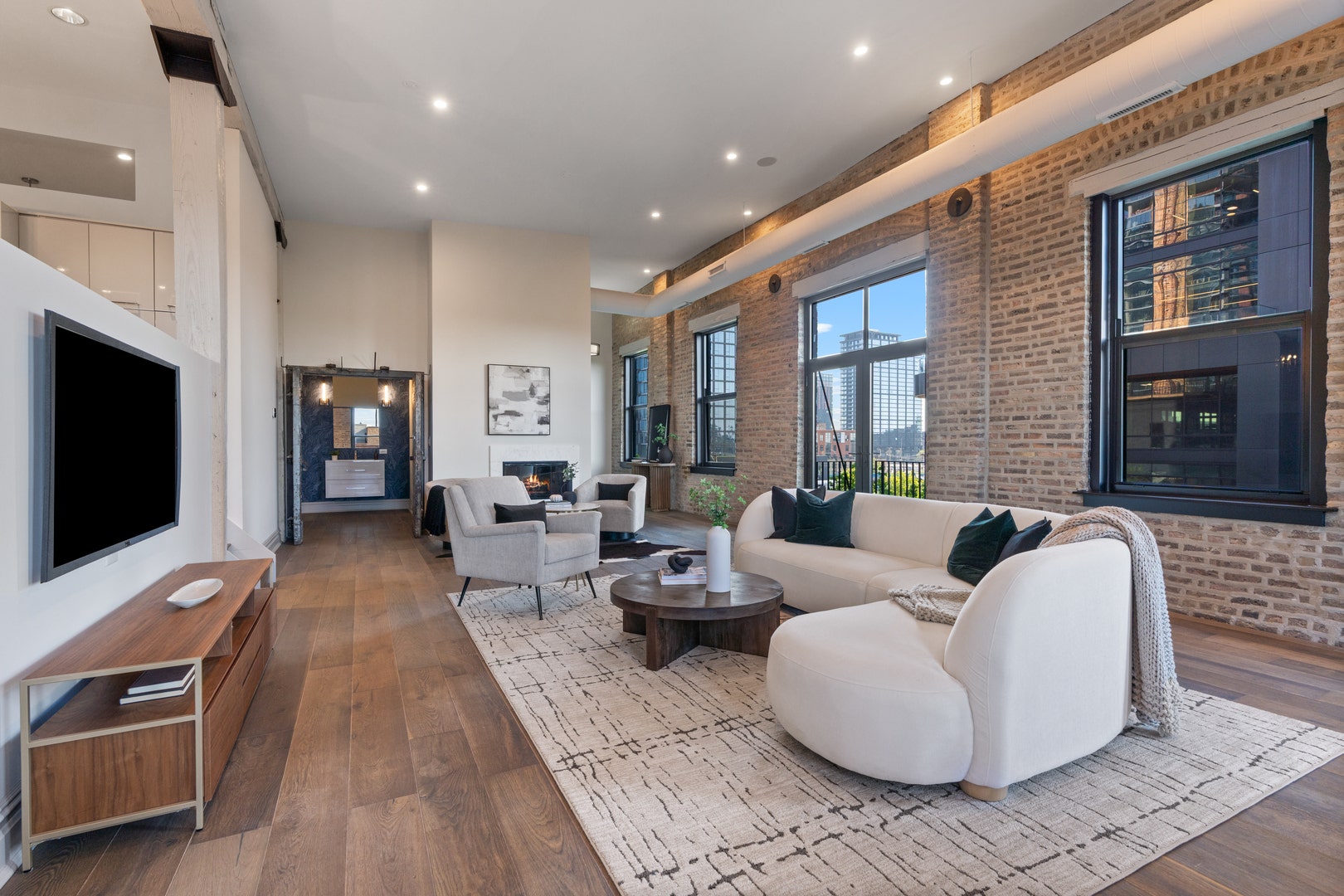 401 N Aberdeen Street, #4N, Chicago, IL 60642 401 N Aberdeen Street, #4N, Chicago, IL 60642