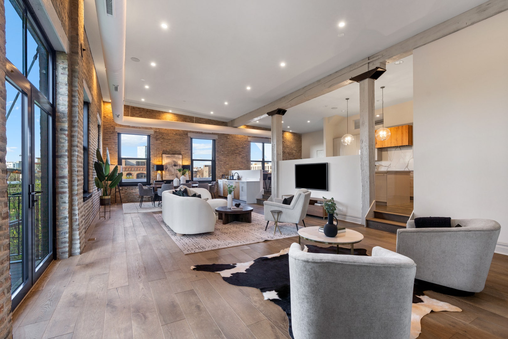 401 N Aberdeen Street, #4N, Chicago, IL 60642 401 N Aberdeen Street, #4N, Chicago, IL 60642