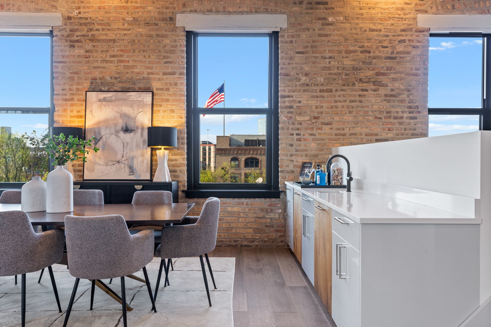401 N Aberdeen Street, #4N, Chicago, IL 60642 401 N Aberdeen Street, #4N, Chicago, IL 60642