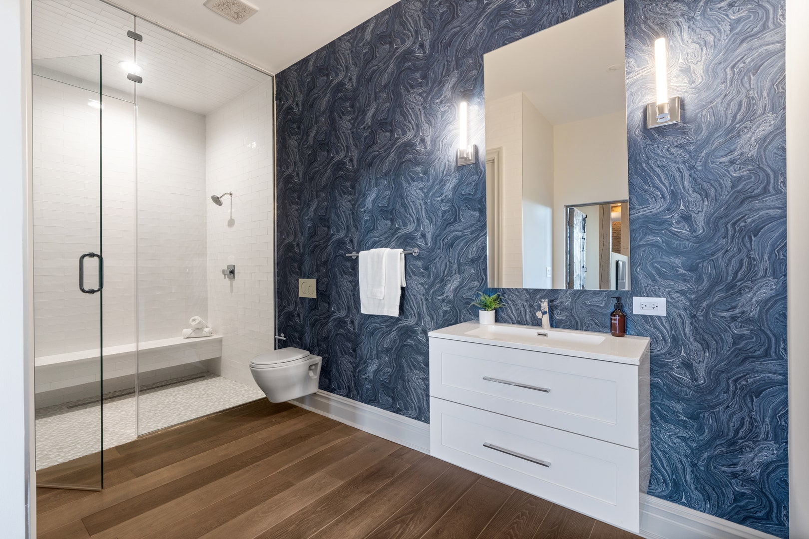 401 N Aberdeen Street, #4N, Chicago, IL 60642 401 N Aberdeen Street, #4N, Chicago, IL 60642