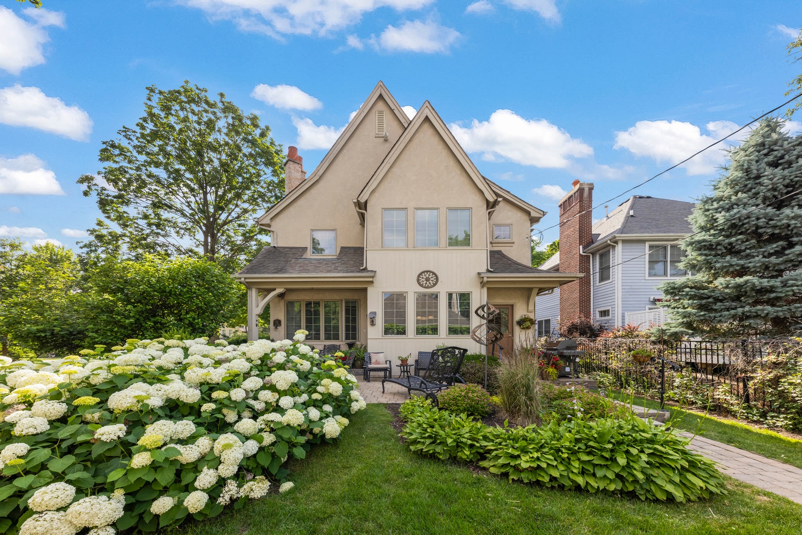706 N Ellsworth Street, Naperville, IL 60563