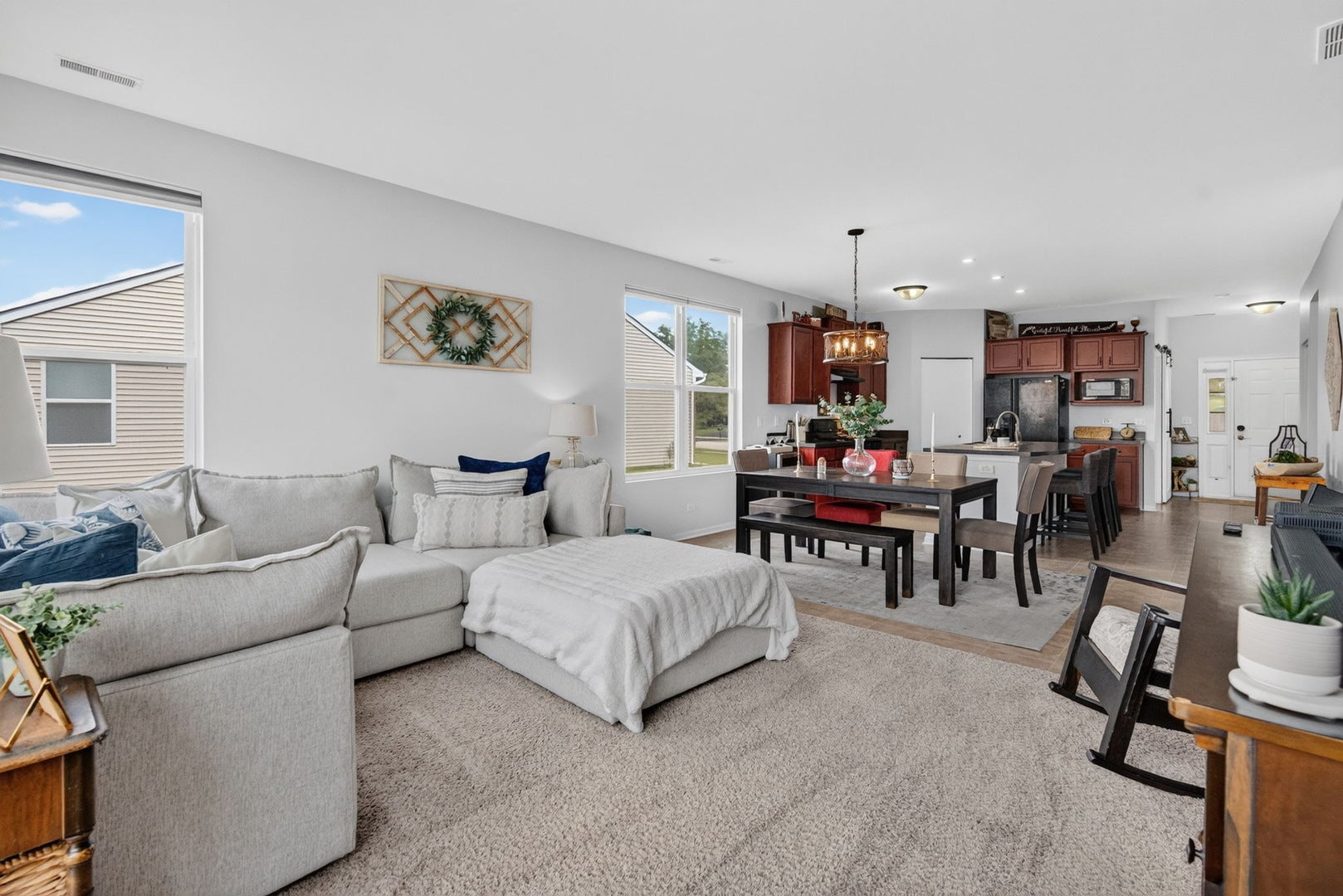 1611 Balboa Drive, Minooka, IL 60447 1611 Balboa Drive, Minooka, IL 60447