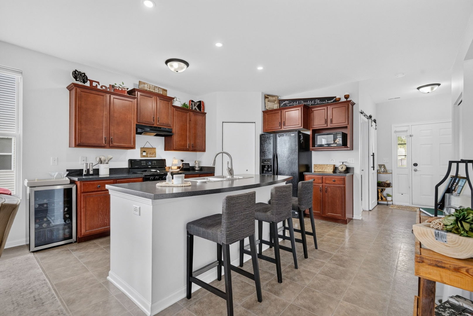 1611 Balboa Drive, Minooka, IL 60447 1611 Balboa Drive, Minooka, IL 60447