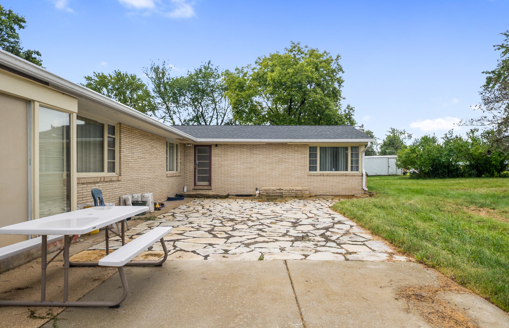 400 Sugar Creek Drive, Joliet, IL 60433 400 Sugar Creek Drive, Joliet, IL 60433