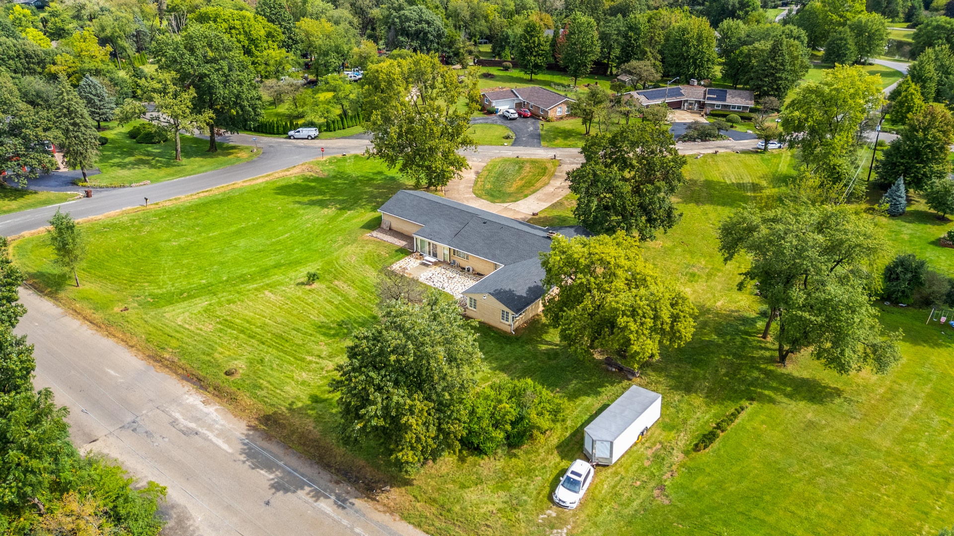 400 Sugar Creek Drive, Joliet, IL 60433 400 Sugar Creek Drive, Joliet, IL 60433