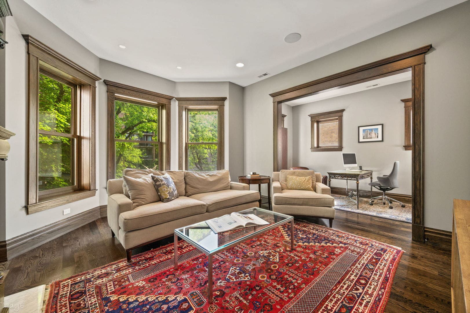 652 W Sheridan Road, Chicago, IL 60613