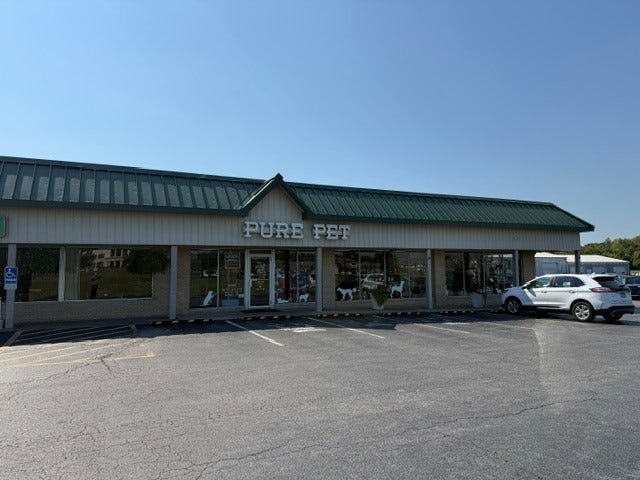 Property photo for 2355 Sweets Drive, #J, Carbondale, IL