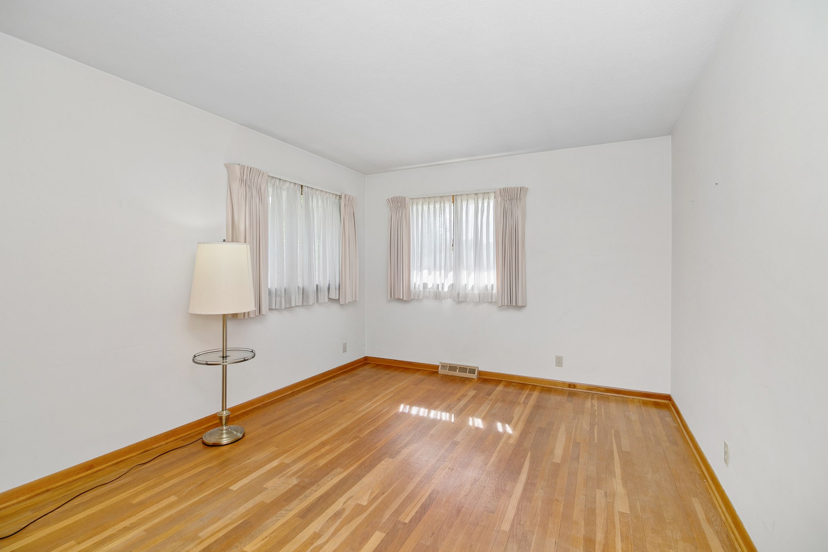 2705 Calmer Drive, Joliet, IL 60433 2705 Calmer Drive, Joliet, IL 60433