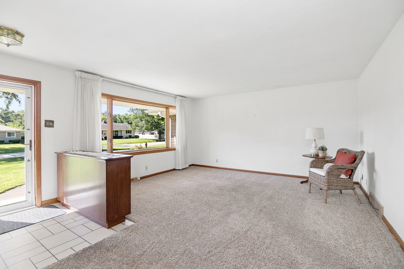 2705 Calmer Drive, Joliet, IL 60433 2705 Calmer Drive, Joliet, IL 60433