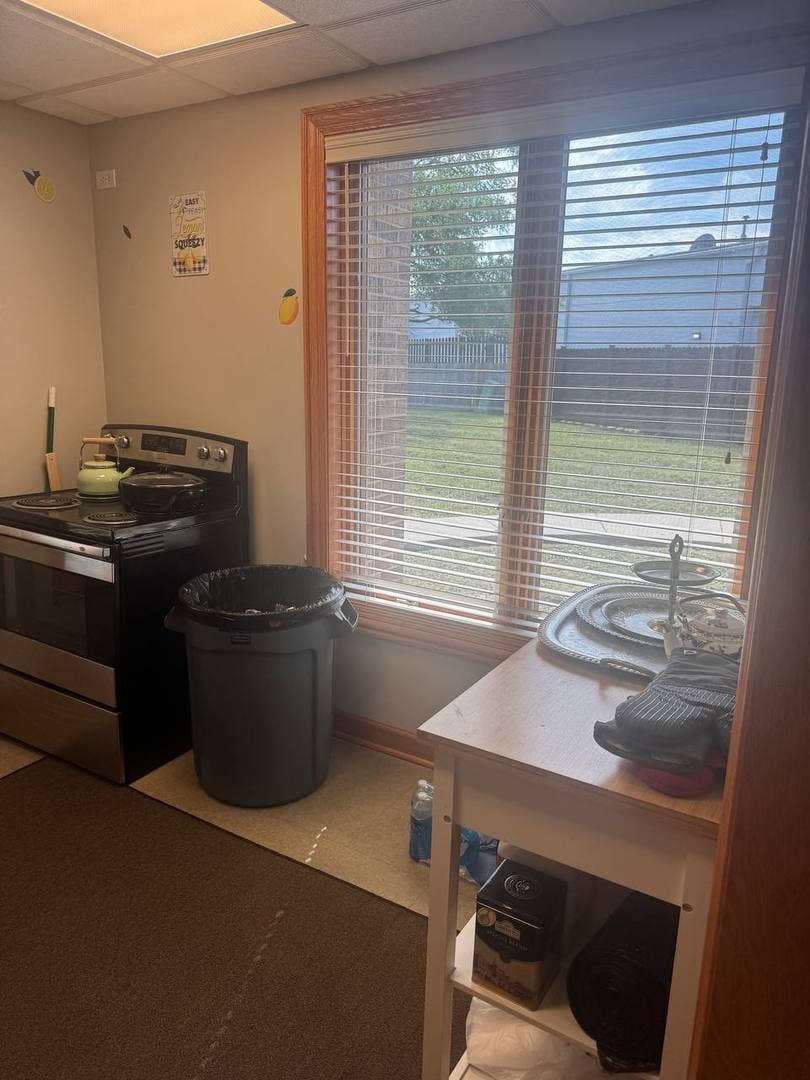 7030 Centennial Drive, Tinley Park, IL 60477 7030 Centennial Drive, Tinley Park, IL 60477
