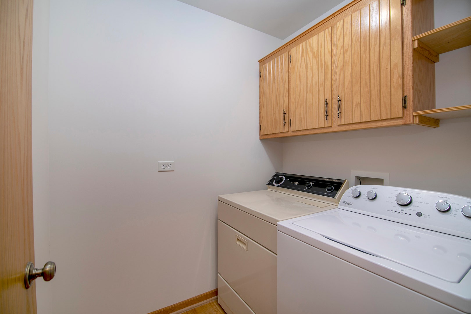 8554 Tullamore Drive, Tinley Park, IL 60487 8554 Tullamore Drive, Tinley Park, IL 60487