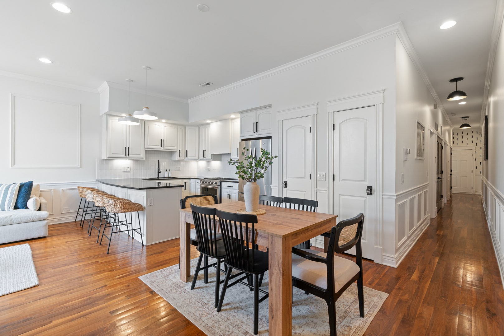 2507 N Halsted Street, #4, Chicago, IL 60614 2507 N Halsted Street, #4, Chicago, IL 60614