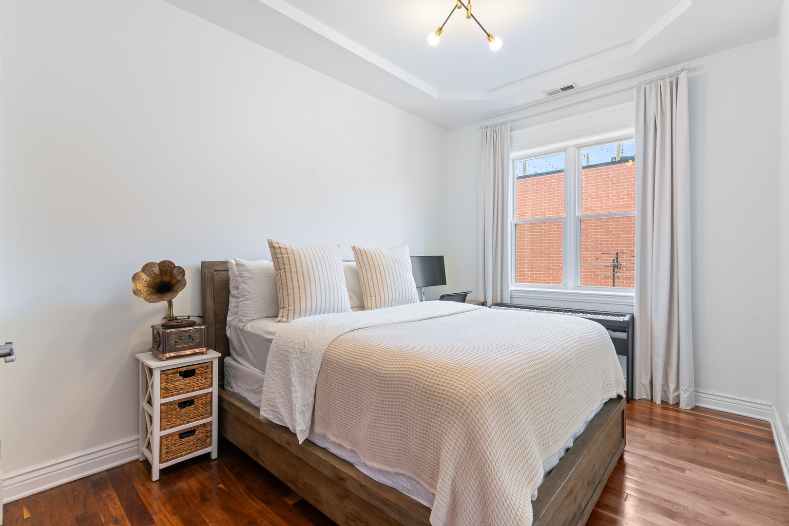 2507 N Halsted Street, #4, Chicago, IL 60614 2507 N Halsted Street, #4, Chicago, IL 60614