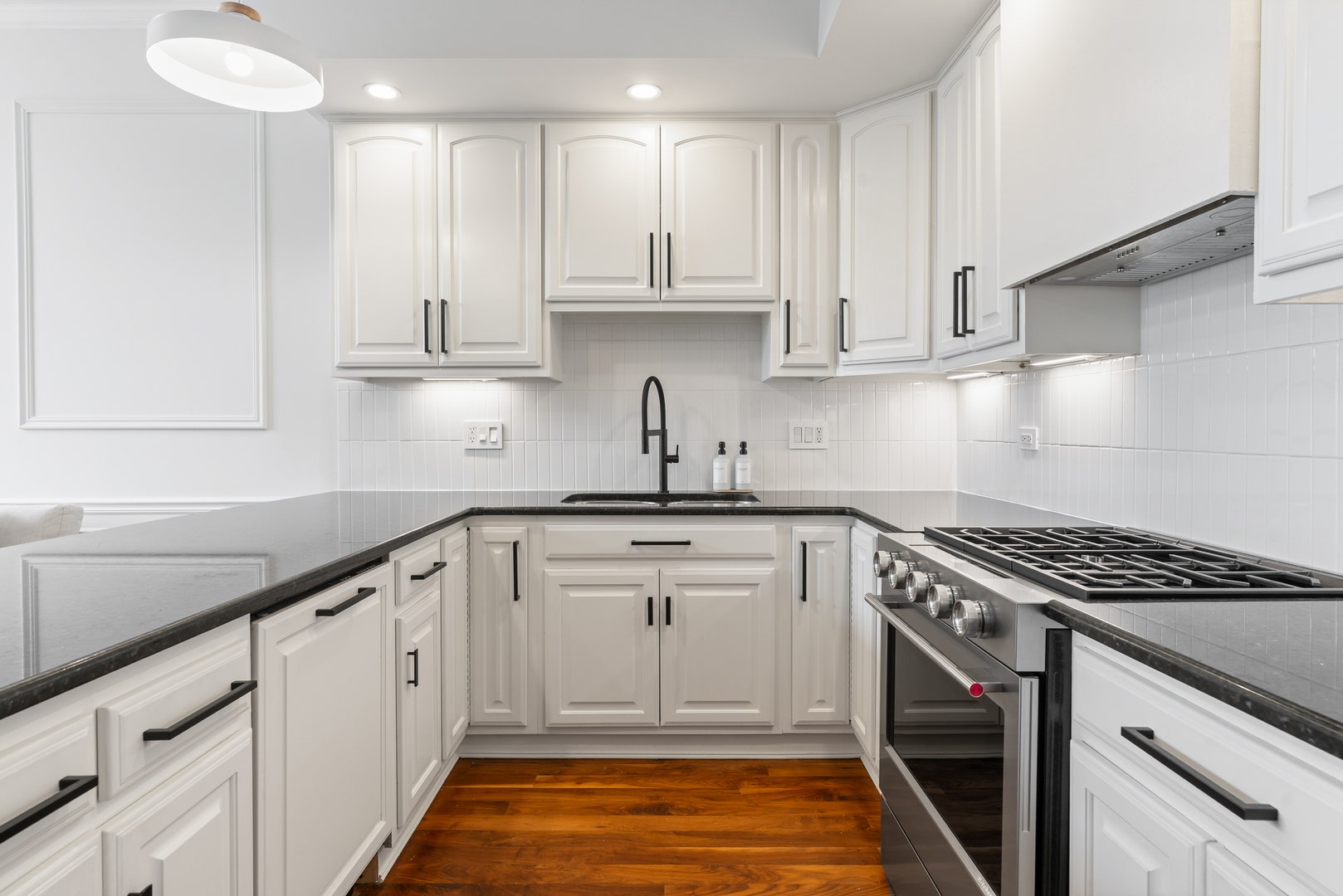2507 N Halsted Street, #4, Chicago, IL 60614 2507 N Halsted Street, #4, Chicago, IL 60614