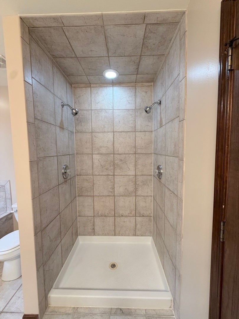 9000 Frances Lane, Orland Park, IL 60462