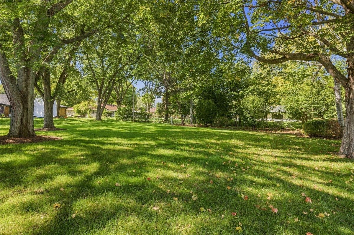 373 LRA Drive, Aurora, IL 60506