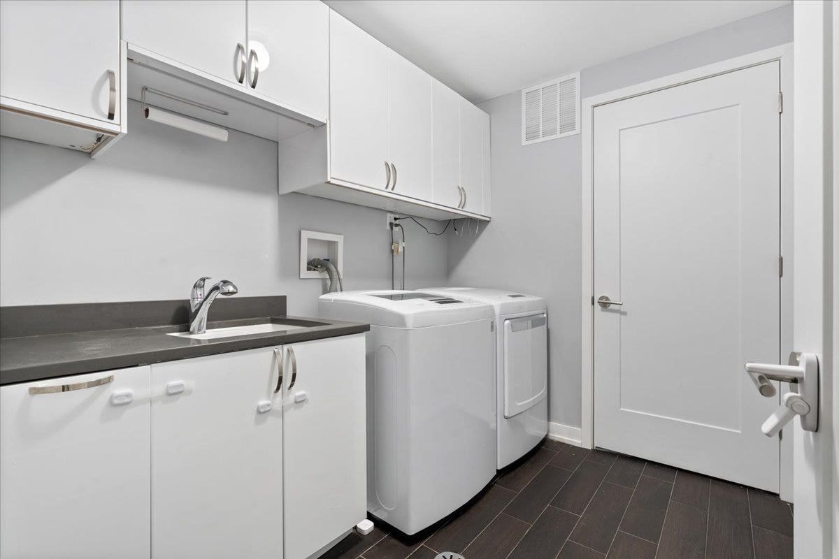1918 W ARMITAGE Avenue, #1A, Chicago, IL 60622 1918 W ARMITAGE Avenue, #1A, Chicago, IL 60622