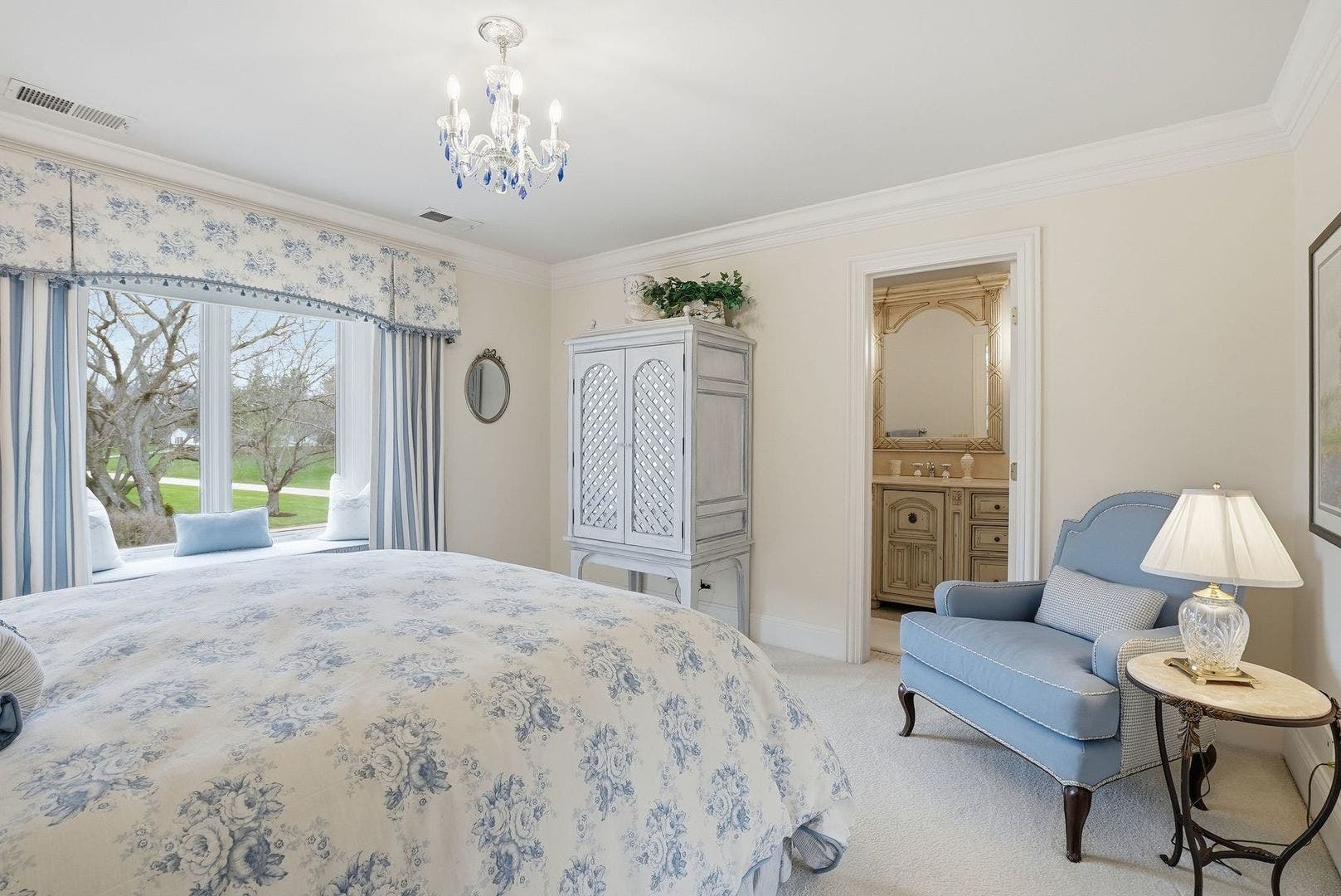 1877 Banbury Road, Inverness, IL 60067 1877 Banbury Road, Inverness, IL 60067